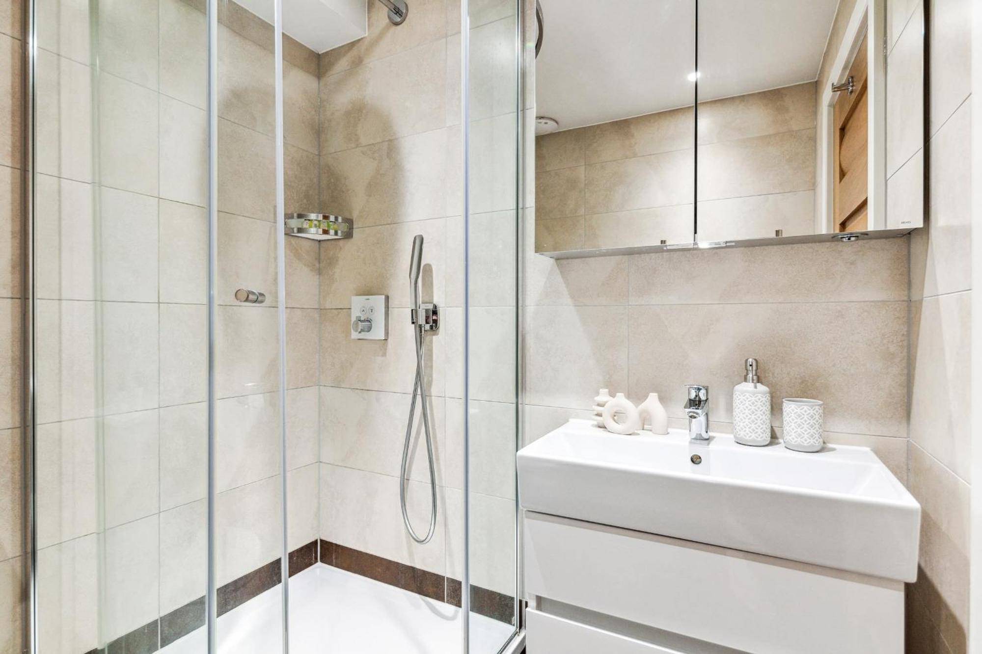 Modern 1Br In Central Fitzrovia - Cityapartmentstay London Kültér fotó
